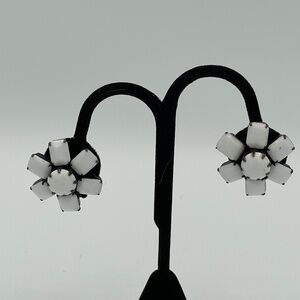Vintage Weiss Earrings White Milk Glass Clip On Signed